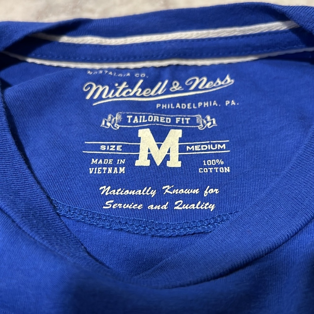 Toronto Blue Jays T-Shirt - Picture 6 of 7